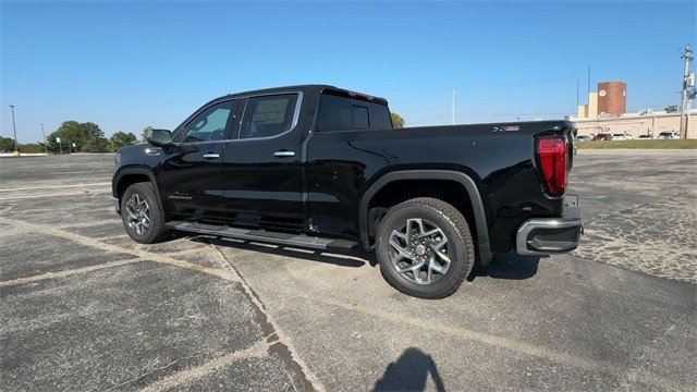 GMC Sierra 1500 Vehicle Full-screen Gallery Image 06
