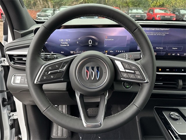 Buick Enclave Vehicle Full-screen Gallery Image 14