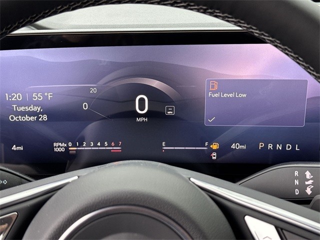 Buick Enclave Vehicle Full-screen Gallery Image 15