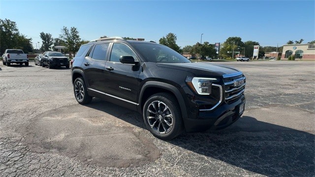 GMC Terrain Vehicle Full-screen Gallery Image 02