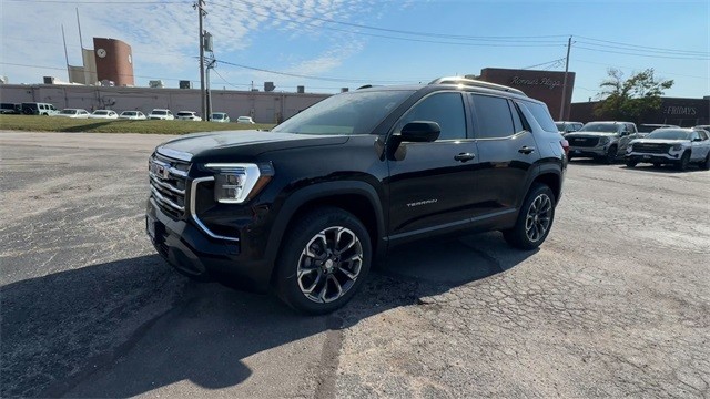 GMC Terrain Vehicle Full-screen Gallery Image 04