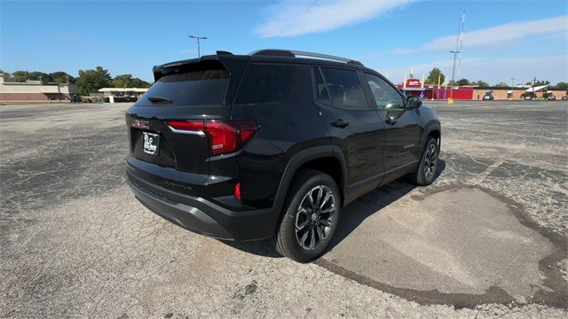 GMC Terrain Vehicle Full-screen Gallery Image 08