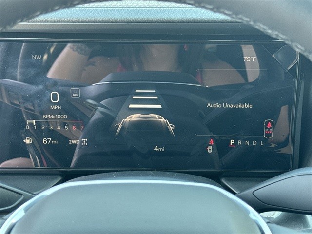 GMC Terrain Vehicle Full-screen Gallery Image 15