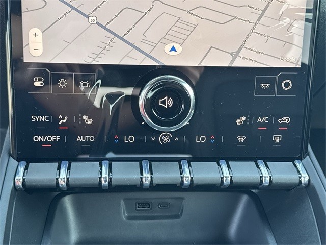 GMC Terrain Vehicle Full-screen Gallery Image 19