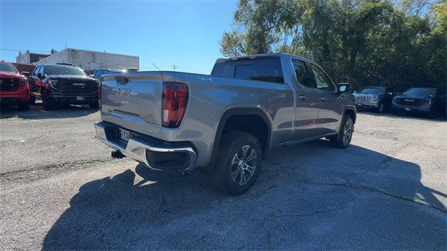 GMC Sierra 1500 Vehicle Full-screen Gallery Image 08
