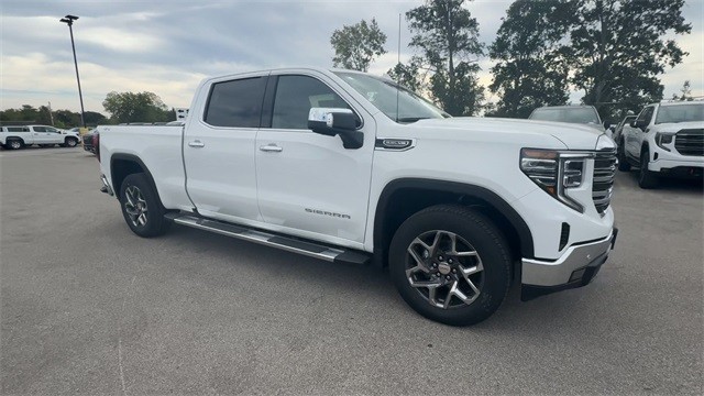 GMC Sierra 1500 Vehicle Full-screen Gallery Image 02