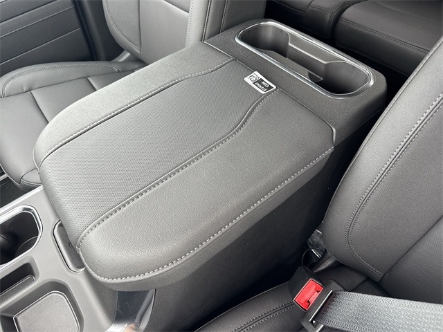 GMC Sierra 1500 Vehicle Full-screen Gallery Image 21