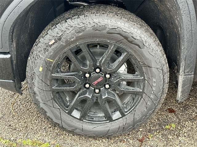 GMC Sierra 1500 Vehicle Full-screen Gallery Image 10