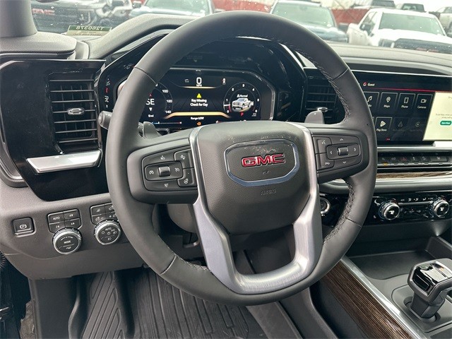 GMC Sierra 1500 Vehicle Full-screen Gallery Image 14