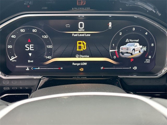 GMC Sierra 1500 Vehicle Full-screen Gallery Image 15