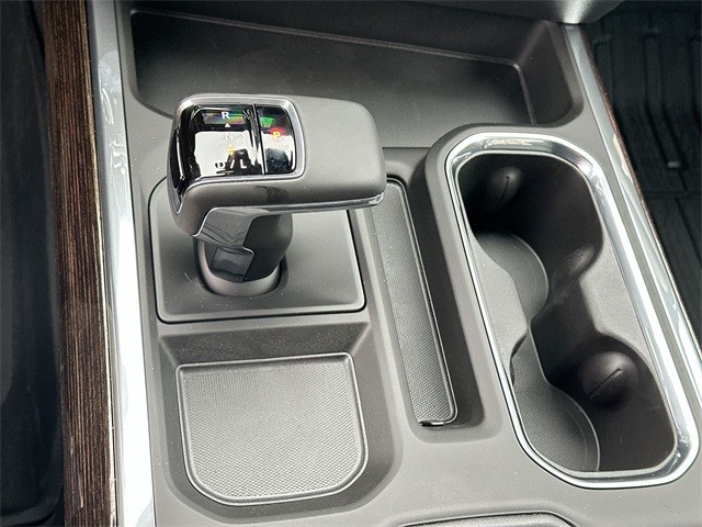 GMC Sierra 1500 Vehicle Full-screen Gallery Image 21