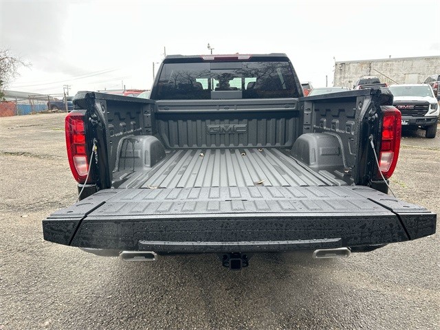 GMC Sierra 1500 Vehicle Full-screen Gallery Image 23