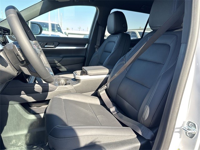 GMC Terrain Vehicle Full-screen Gallery Image 11