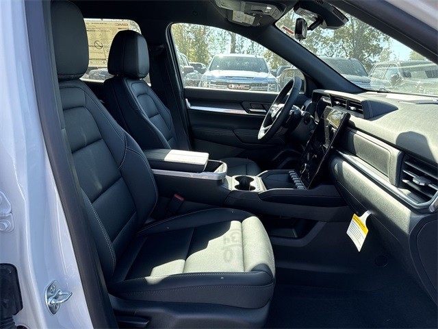 GMC Terrain Vehicle Full-screen Gallery Image 24