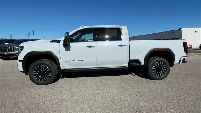 GMC Sierra 2500HD Vehicle Full-screen Gallery Image 05