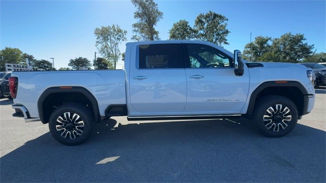 GMC Sierra 2500HD Vehicle Full-screen Gallery Image 09