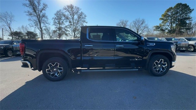 GMC Sierra 1500 Vehicle Full-screen Gallery Image 09