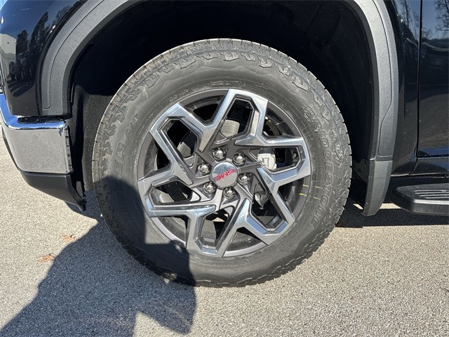 GMC Sierra 1500 Vehicle Full-screen Gallery Image 10