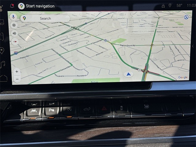 GMC Sierra 1500 Vehicle Full-screen Gallery Image 18