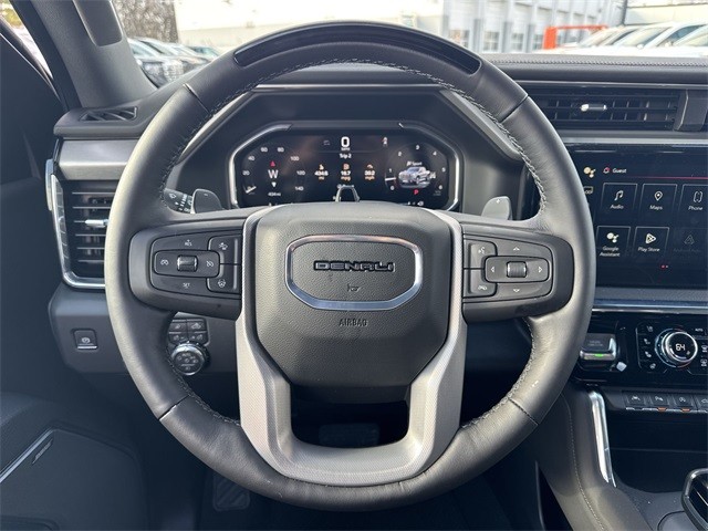 GMC Sierra 1500 Vehicle Full-screen Gallery Image 14