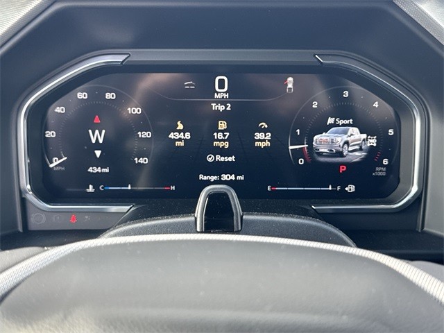 GMC Sierra 1500 Vehicle Full-screen Gallery Image 15