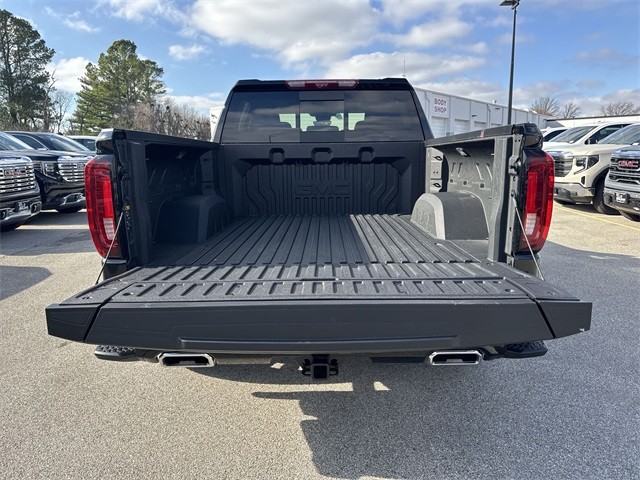 GMC Sierra 1500 Vehicle Full-screen Gallery Image 24