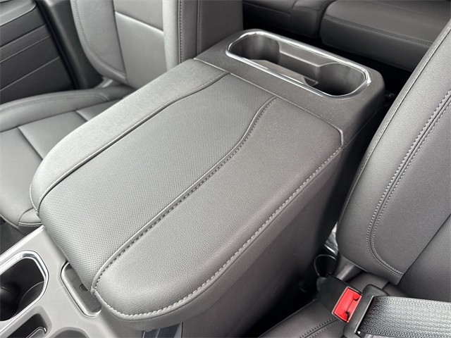 GMC Sierra 1500 Vehicle Full-screen Gallery Image 21