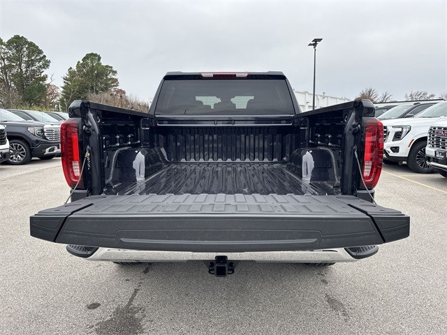 GMC Sierra 1500 Vehicle Full-screen Gallery Image 23