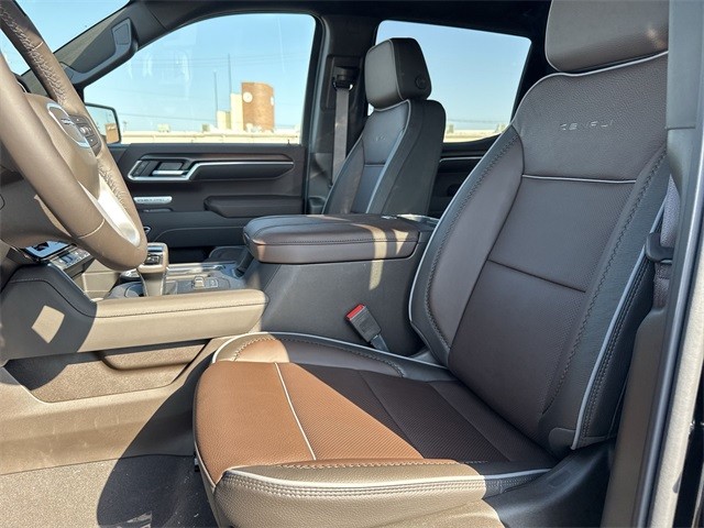 GMC Sierra 1500 Vehicle Full-screen Gallery Image 11