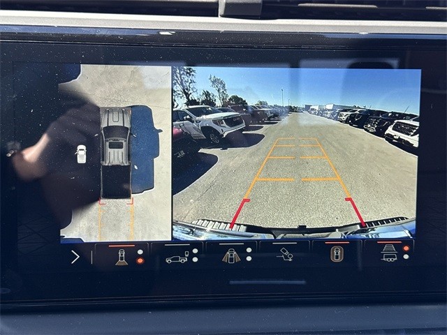 GMC Sierra 2500HD Vehicle Full-screen Gallery Image 17