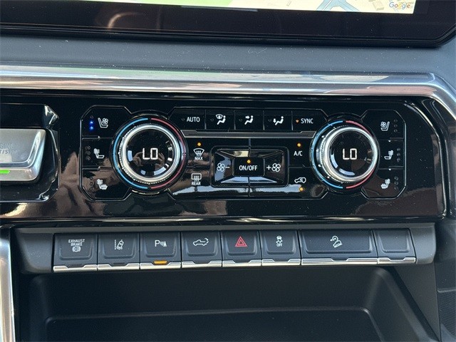 GMC Sierra 2500HD Vehicle Full-screen Gallery Image 19