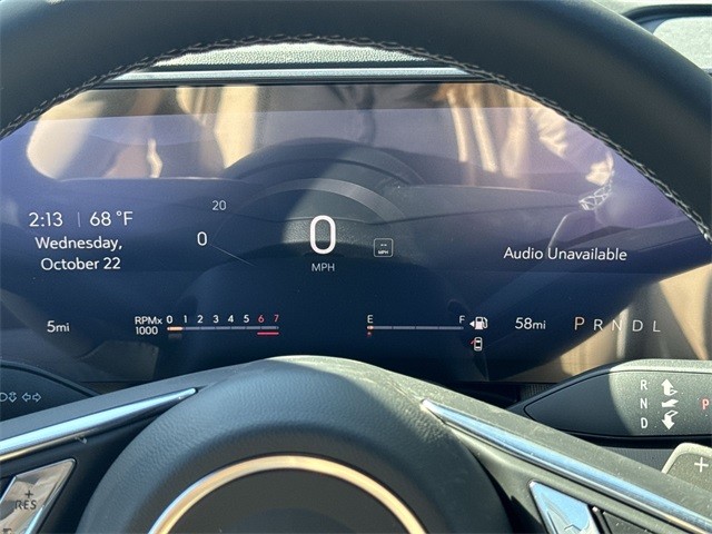 Buick Enclave Vehicle Full-screen Gallery Image 15