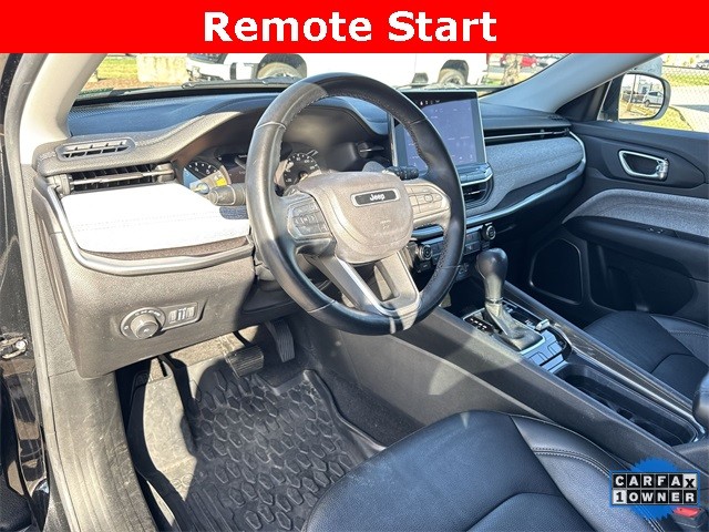 Jeep Compass Vehicle Full-screen Gallery Image 13