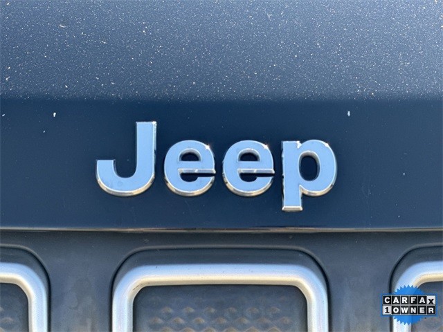 Jeep Compass Vehicle Full-screen Gallery Image 34