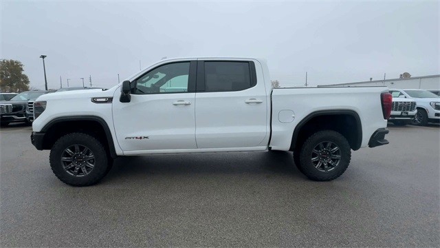 GMC Sierra 1500 Vehicle Full-screen Gallery Image 05