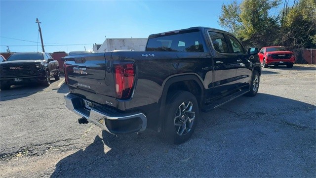 GMC Sierra 1500 Vehicle Full-screen Gallery Image 08