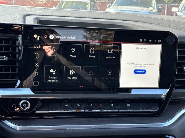 GMC Sierra 1500 Vehicle Full-screen Gallery Image 16