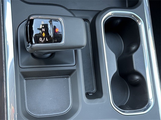 GMC Sierra 1500 Vehicle Full-screen Gallery Image 20