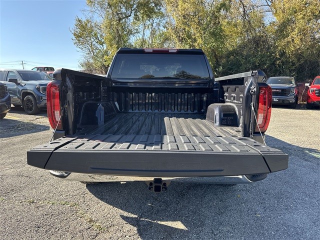 GMC Sierra 1500 Vehicle Full-screen Gallery Image 24