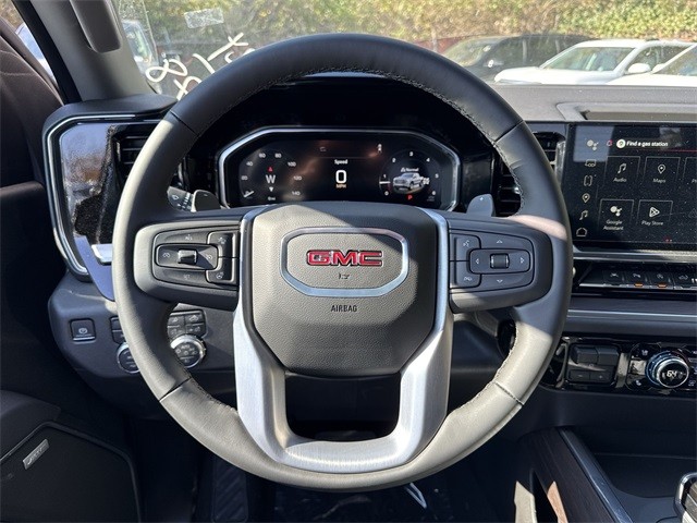 GMC Sierra 1500 Vehicle Full-screen Gallery Image 14