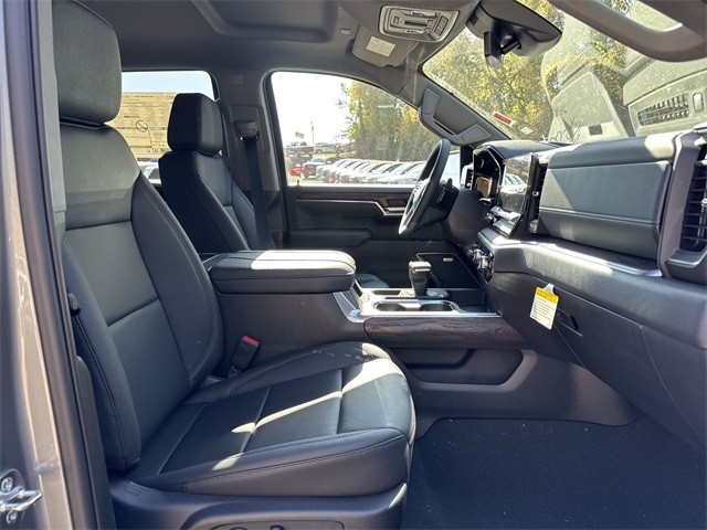 GMC Sierra 1500 Vehicle Full-screen Gallery Image 24