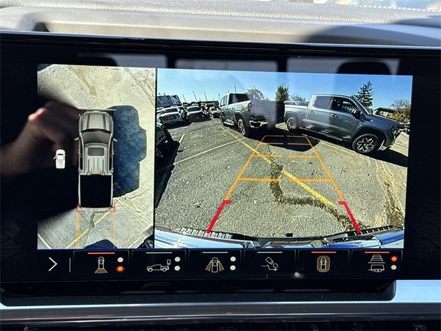 GMC Sierra 1500 Vehicle Full-screen Gallery Image 17