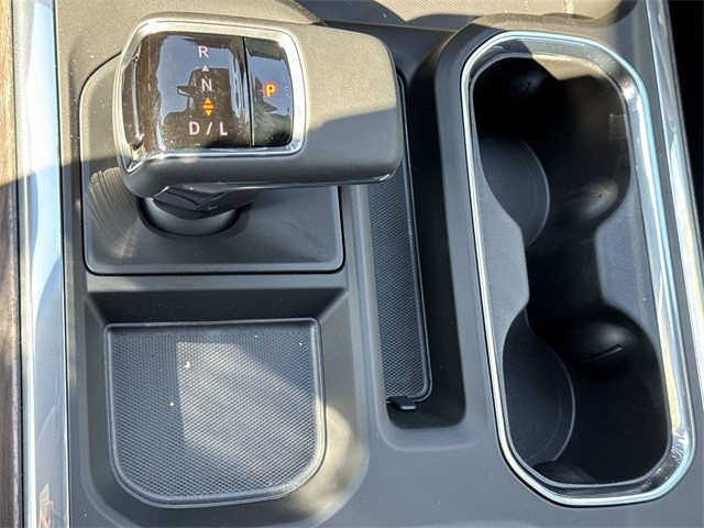 GMC Sierra 1500 Vehicle Full-screen Gallery Image 20