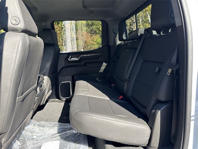 GMC Sierra 1500 Vehicle Full-screen Gallery Image 22