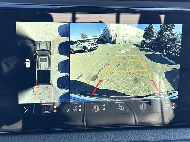 GMC Sierra 1500 Vehicle Full-screen Gallery Image 17