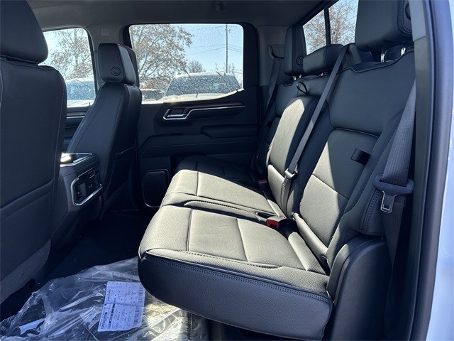 GMC Sierra 1500 Vehicle Full-screen Gallery Image 22