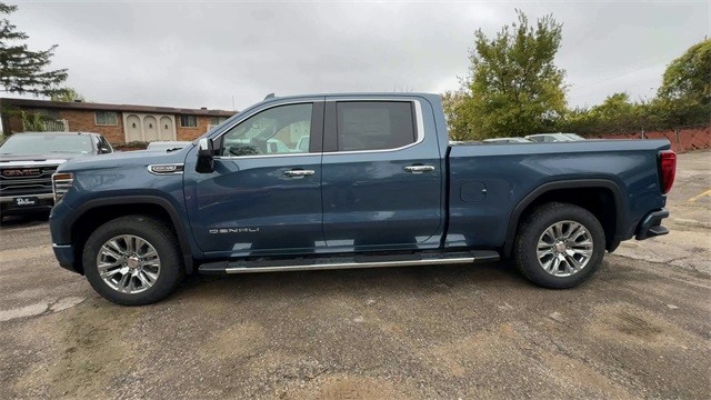 GMC Sierra 1500 Vehicle Full-screen Gallery Image 05