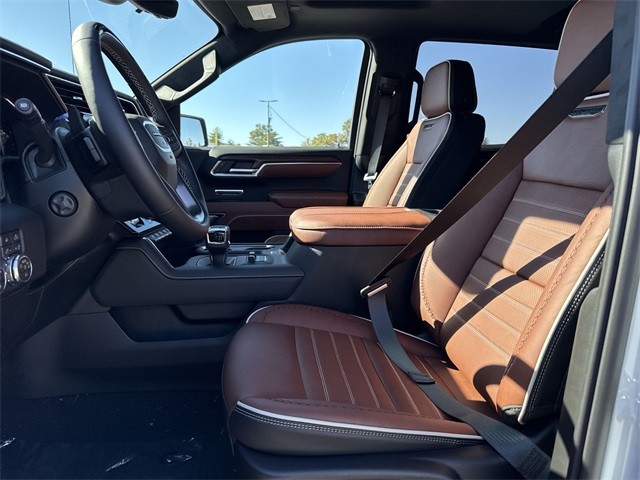 GMC Sierra 1500 Vehicle Full-screen Gallery Image 11