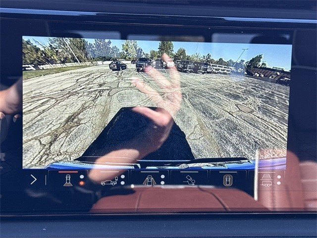 GMC Sierra 1500 Vehicle Full-screen Gallery Image 17