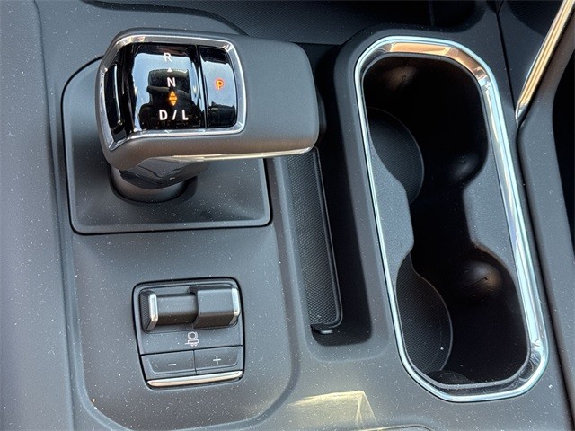 GMC Sierra 1500 Vehicle Full-screen Gallery Image 20